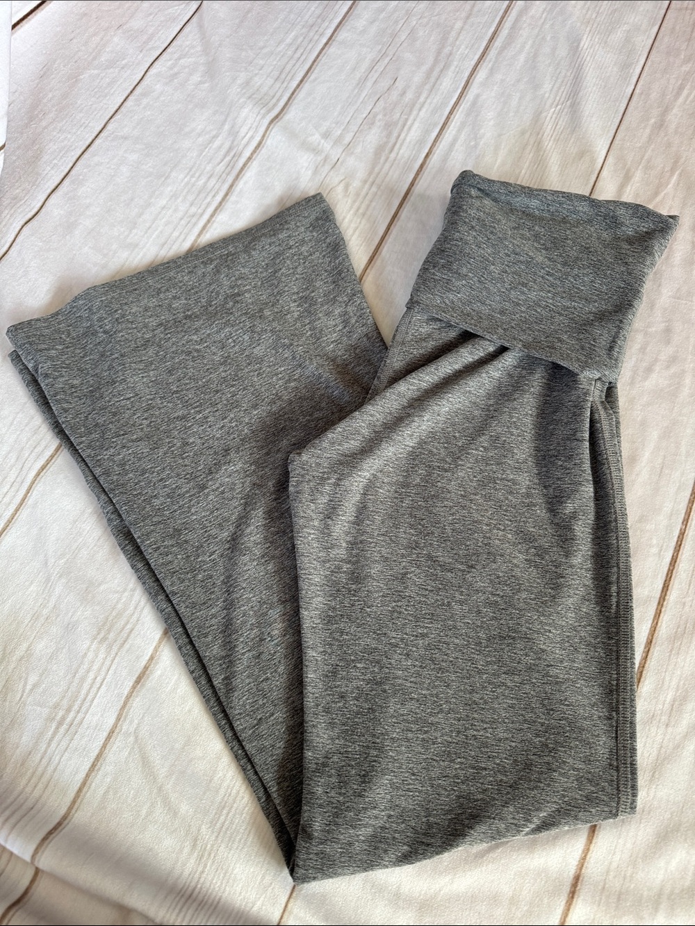 Fabletics Cloud Jersey flare leggings